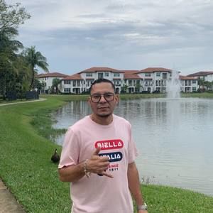 Meet your Posher, Jhon freyman